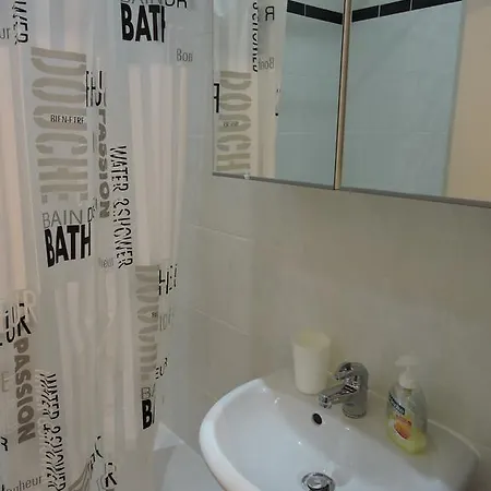 Apartment Leo *